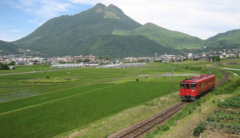 人力車で巡る 九州屈指の名湯 湯布院と、大分特産豊後牛を堪能する旅