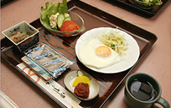 朝食一例